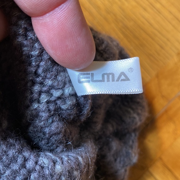 ELMA Grey Womens Pom Winter Hat - Picture 6 of 6